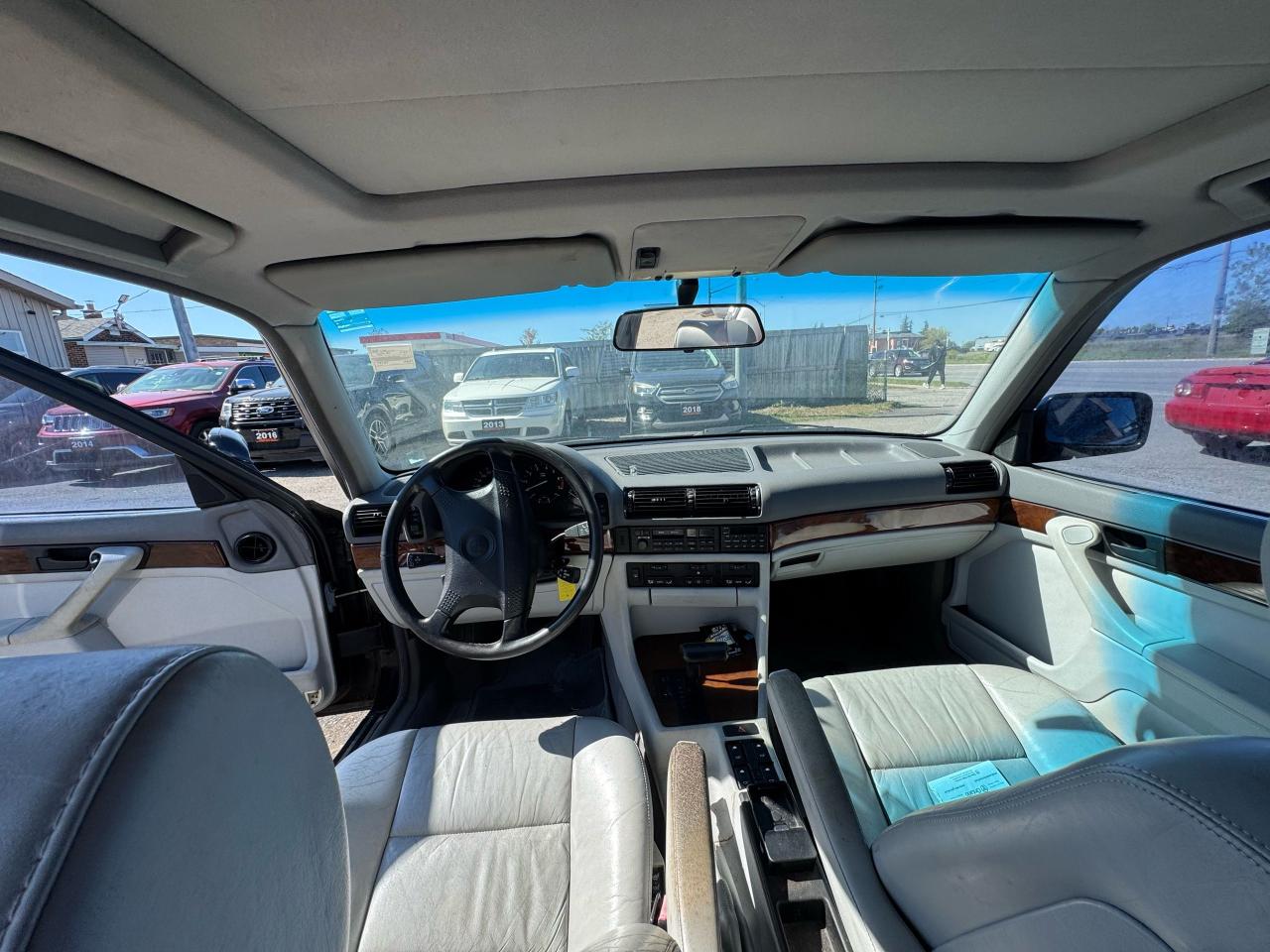 1992 BMW 7 Series 735iL, GOOD SHAPE, NEEDS FUEL PUMP, AS IS SPECIAL - Photo #13
