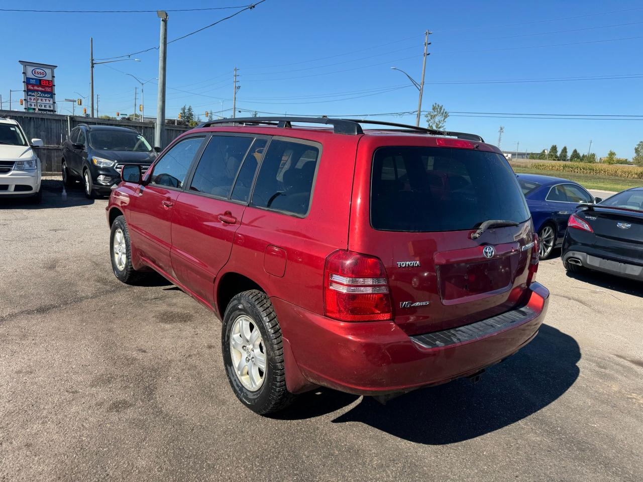2003 Toyota Highlander 4X4, LEATHER, WAS SITTING, NEEDS FUEL PUMP, AS IS - Photo #3
