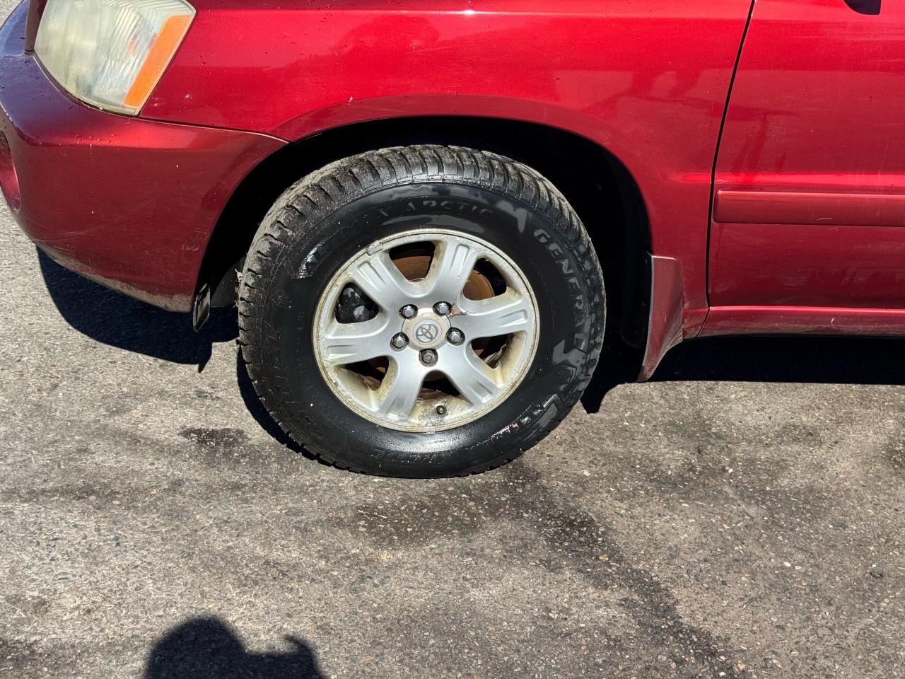 2003 Toyota Highlander 4X4, LEATHER, WAS SITTING, NEEDS FUEL PUMP, AS IS - Photo #13