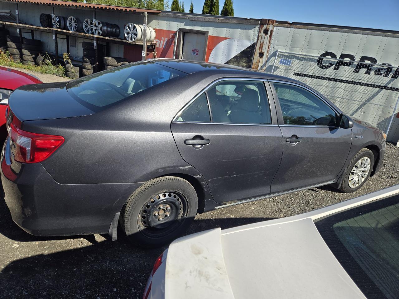 2013 Toyota Camry LE - Photo #5