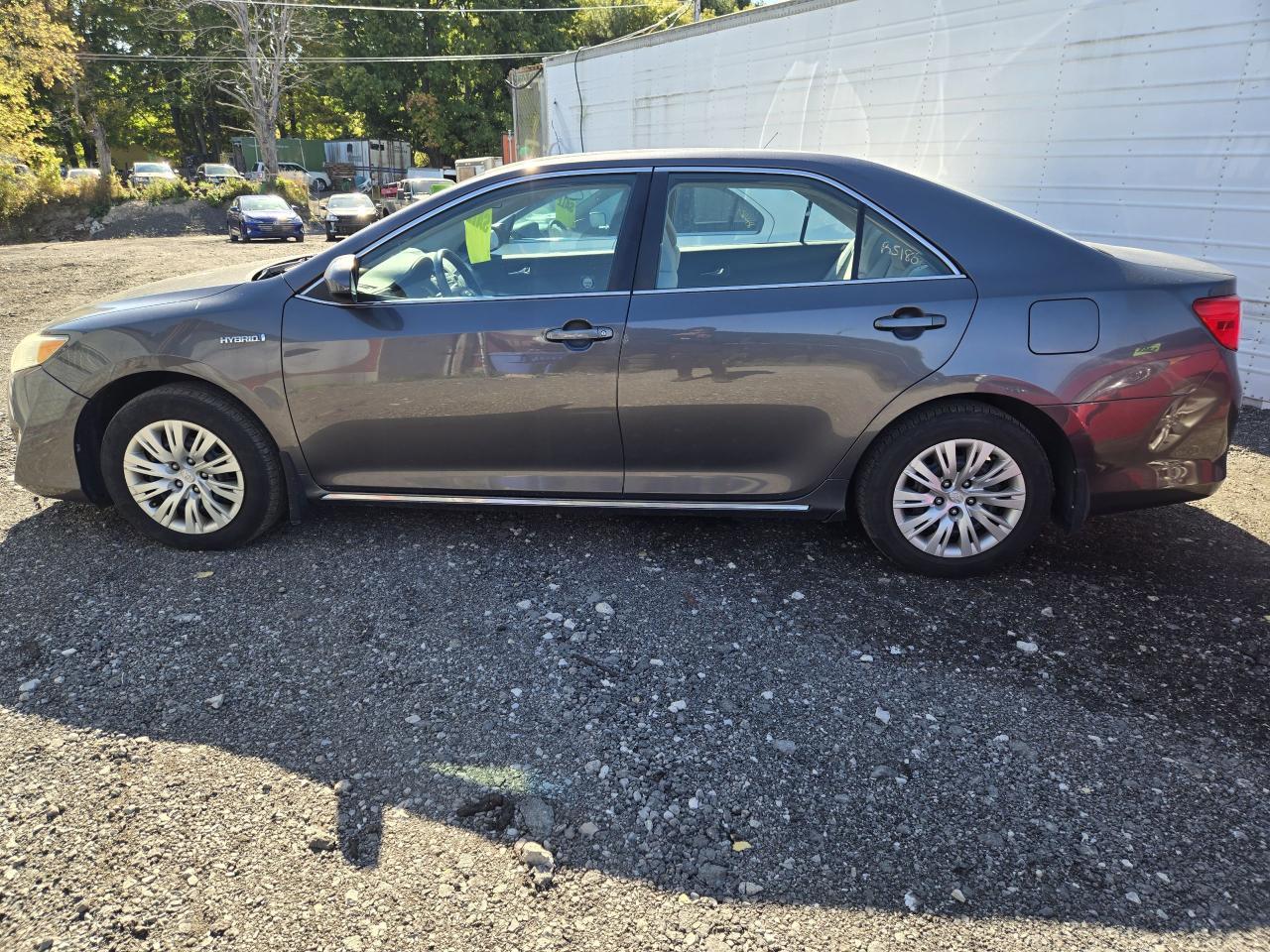 2013 Toyota Camry LE - Photo #8