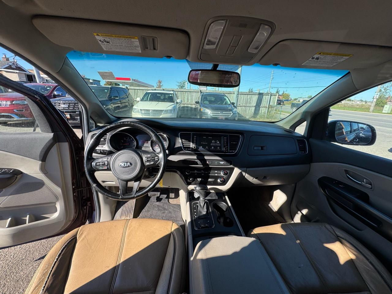 2017 Kia Sedona LX, MINIVAN, LEATHER, LOADED, AS IS SPECIAL - Photo #13