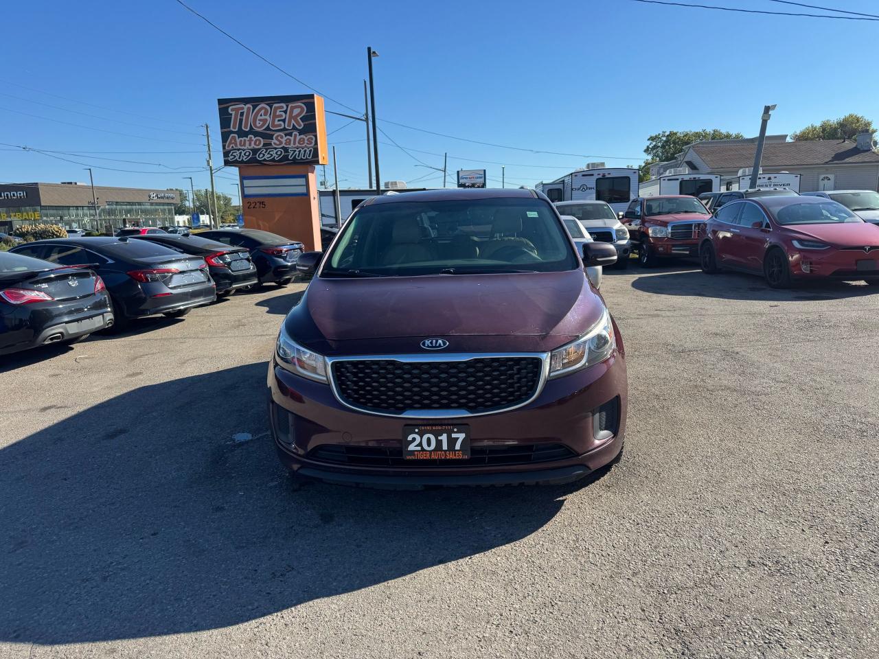 2017 Kia Sedona LX, MINIVAN, LEATHER, LOADED, AS IS SPECIAL - Photo #8