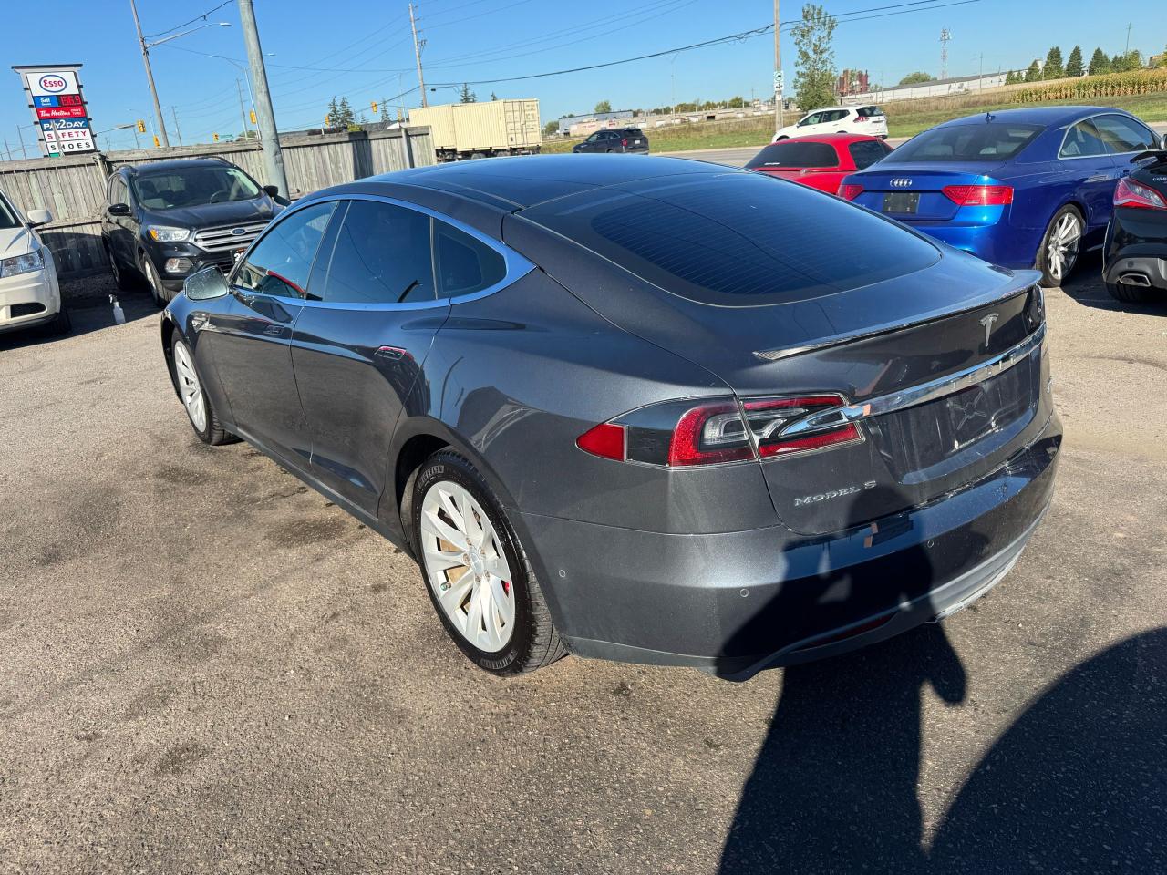 2015 Tesla Model S P90D, AWD, LOADED, ONLY 162KMS, CERTIFIED Photo2