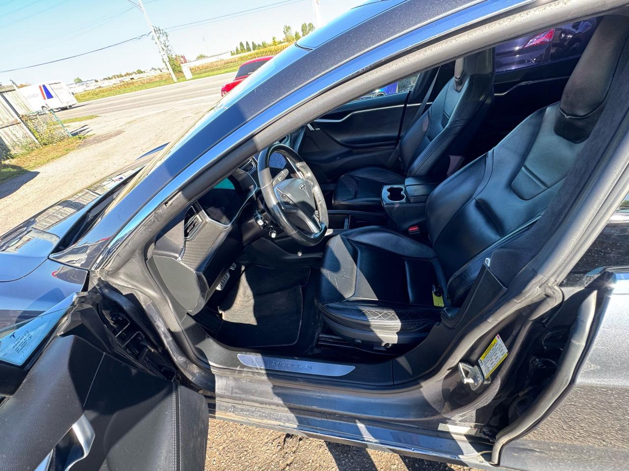 2015 Tesla Model S P90D, AWD, LOADED, ONLY 162KMS, CERTIFIED - Photo #11
