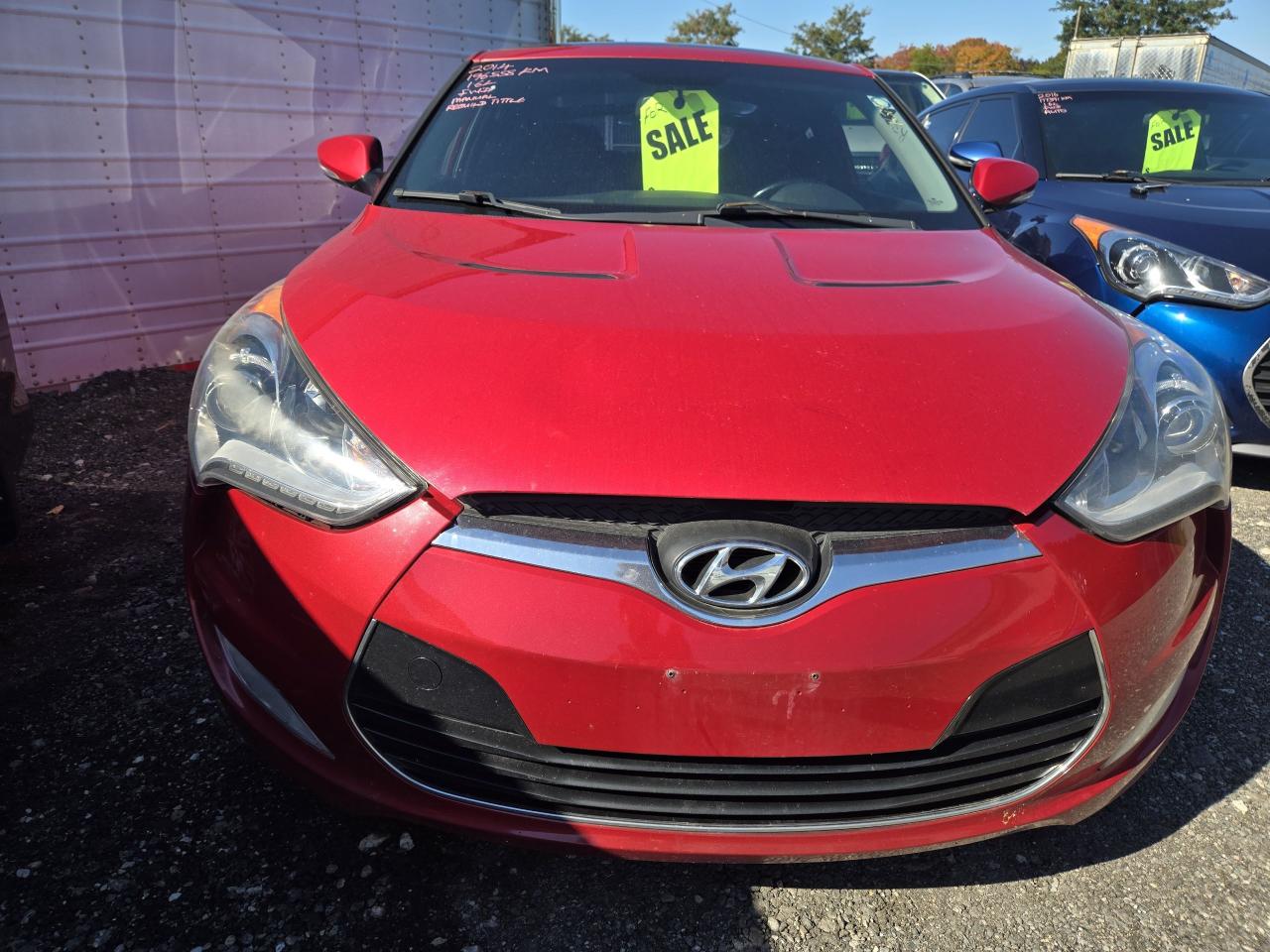 2014 Hyundai Veloster w/Tech - Photo #2