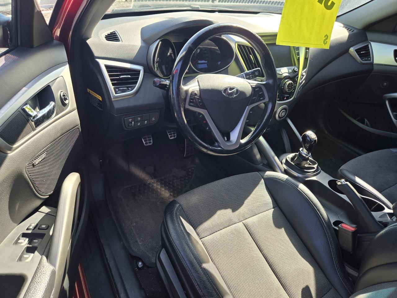 2014 Hyundai Veloster w/Tech - Photo #8