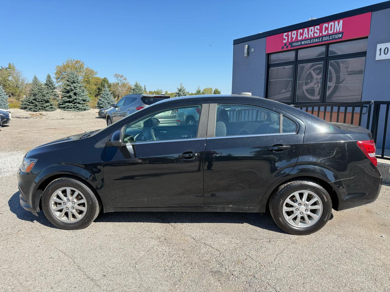 2018 Chevrolet Sonic LT | Backup Camera | Bluetooth | Cruise Control - Photo #2