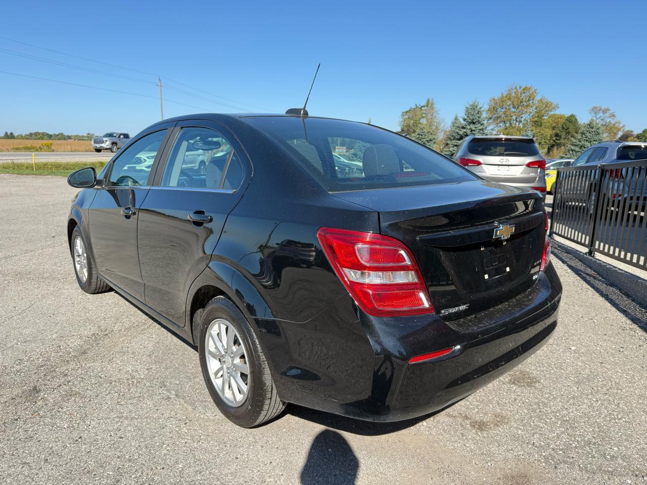 2018 Chevrolet Sonic LT | Backup Camera | Bluetooth | Cruise Control - Photo #3