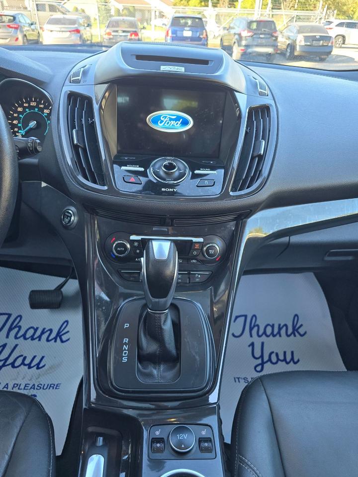 2016 Ford Escape 4WD 4DR TITANIUM - Photo #9
