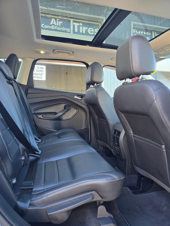2016 Ford Escape 4WD 4DR TITANIUM - Photo #10