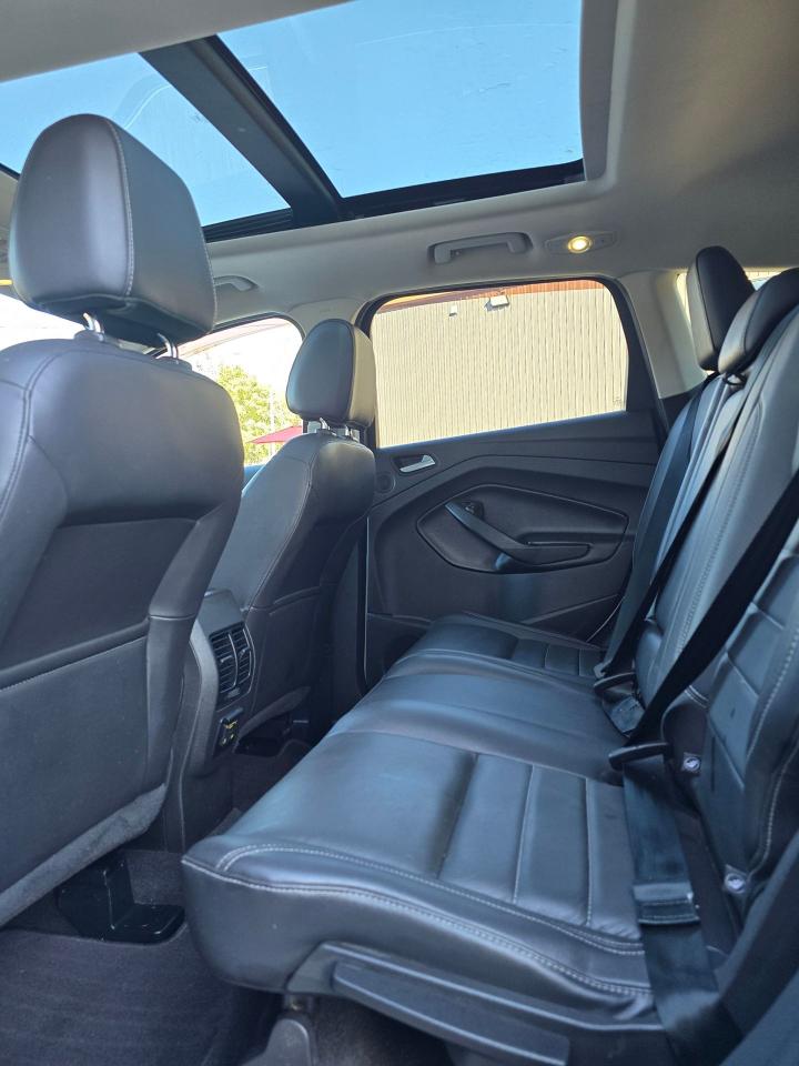 2016 Ford Escape 4WD 4DR TITANIUM - Photo #12