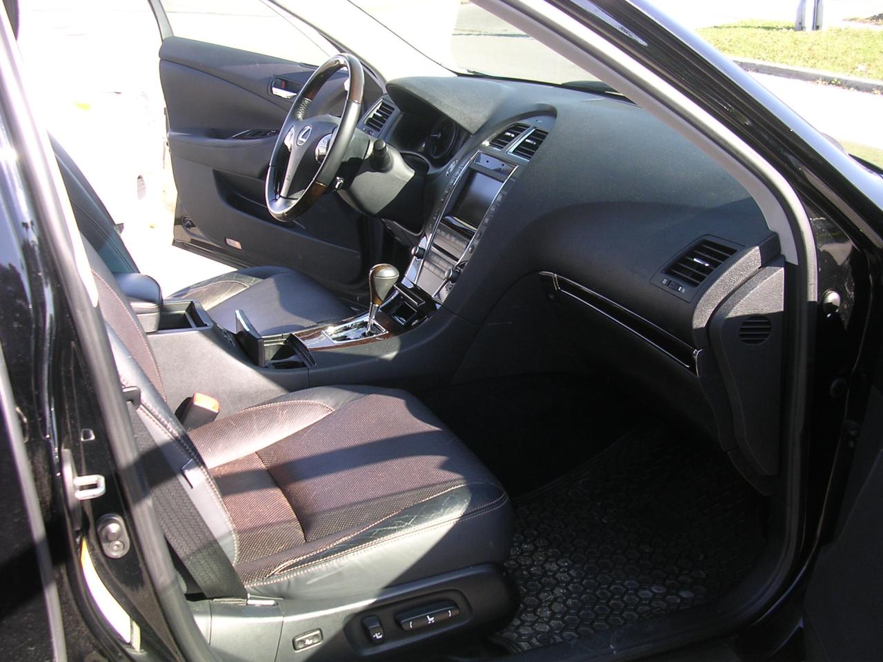 2011 Lexus ES 350 4dr Sdn - Photo #9