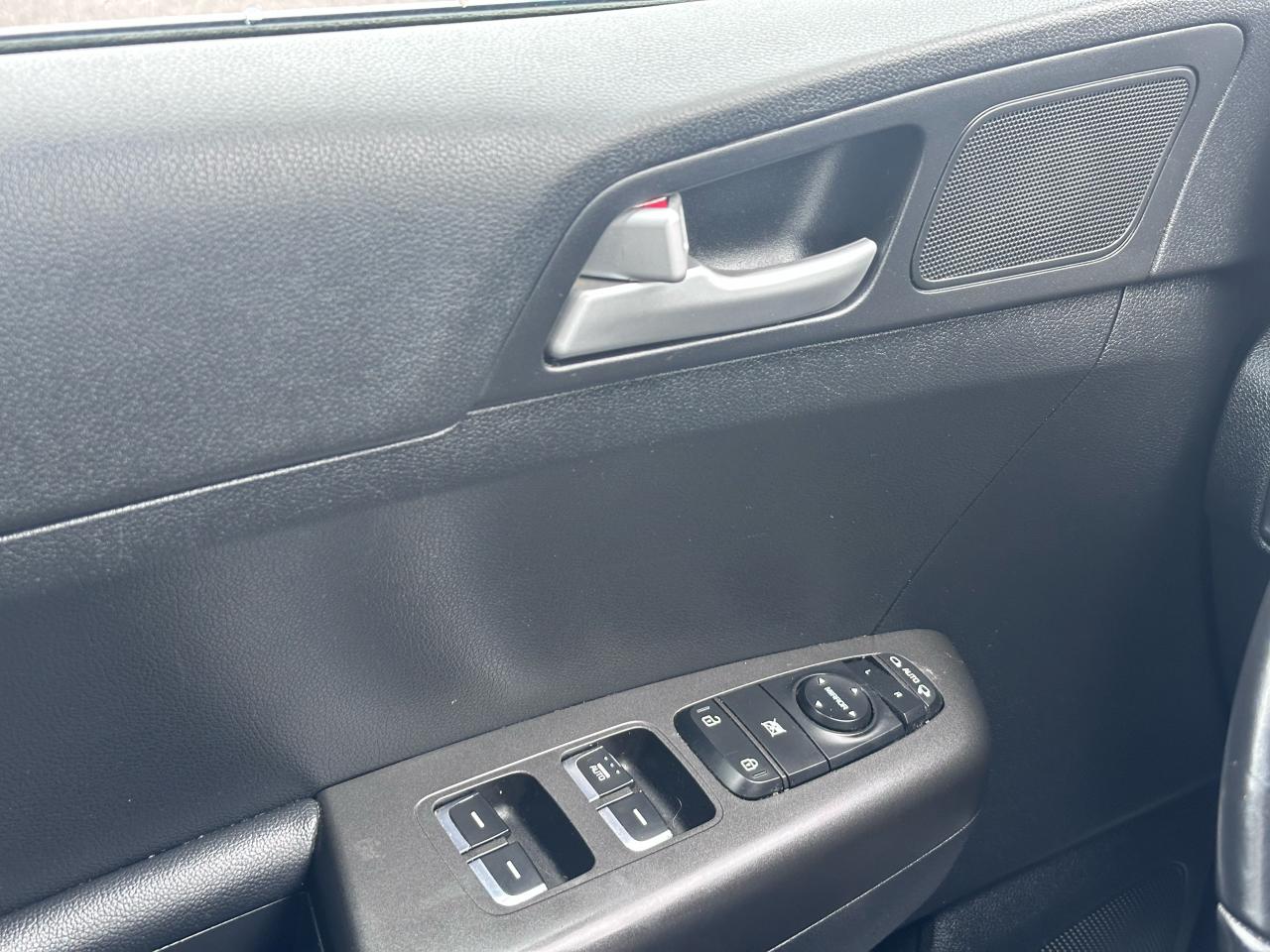 2017 Kia Sportage EX AWD W/ TWO SETS OF TIRES/RIMS Photo5