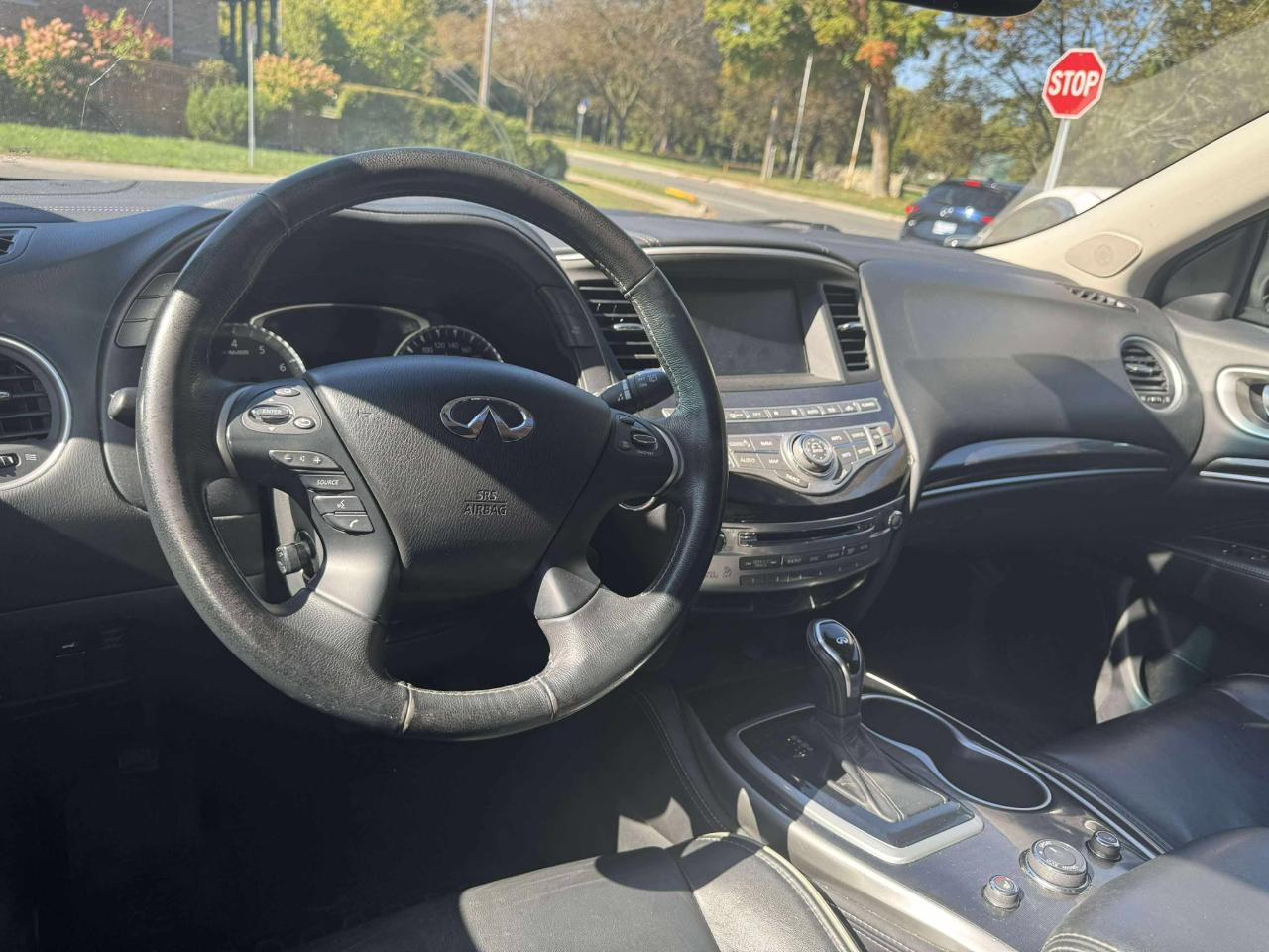 2017 Infiniti QX60  - Photo #12