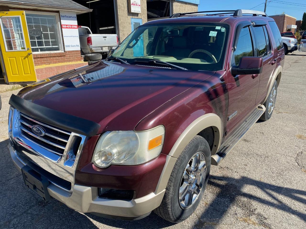 2006 Ford Explorer 4dr 4.6L Eddie Bauer 4WD - Photo #4