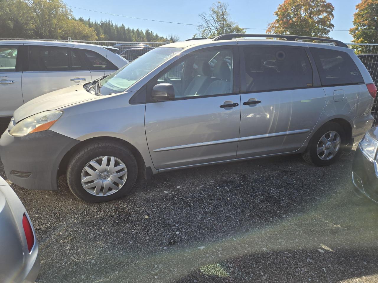 2009 Toyota Sienna CE - Photo #6