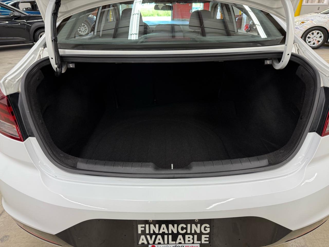 2020 Hyundai Elantra Preferred - Photo #9