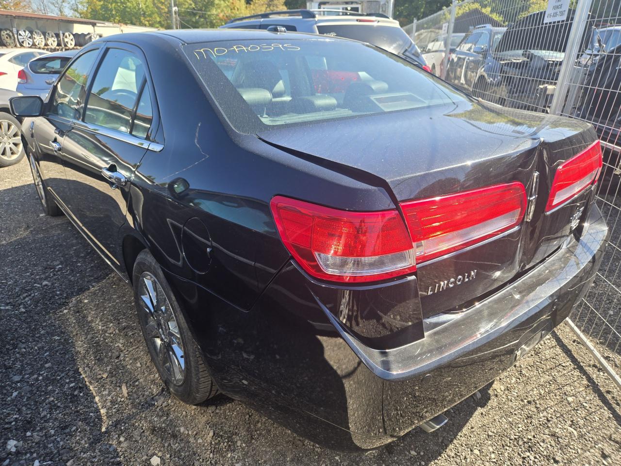 2010 Lincoln MKZ  - Photo #8