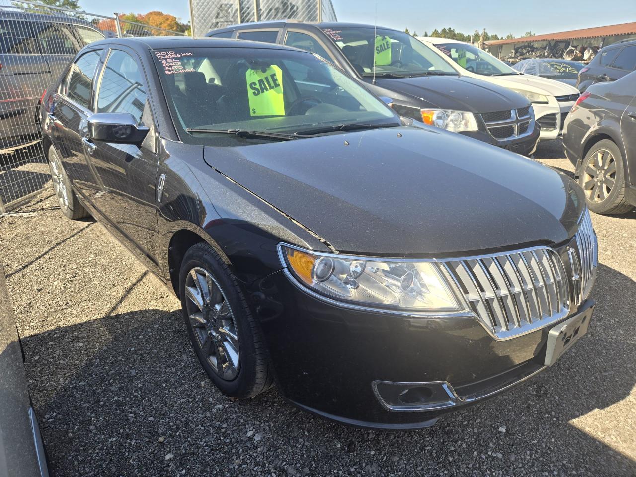 2010 Lincoln MKZ  - Photo #4