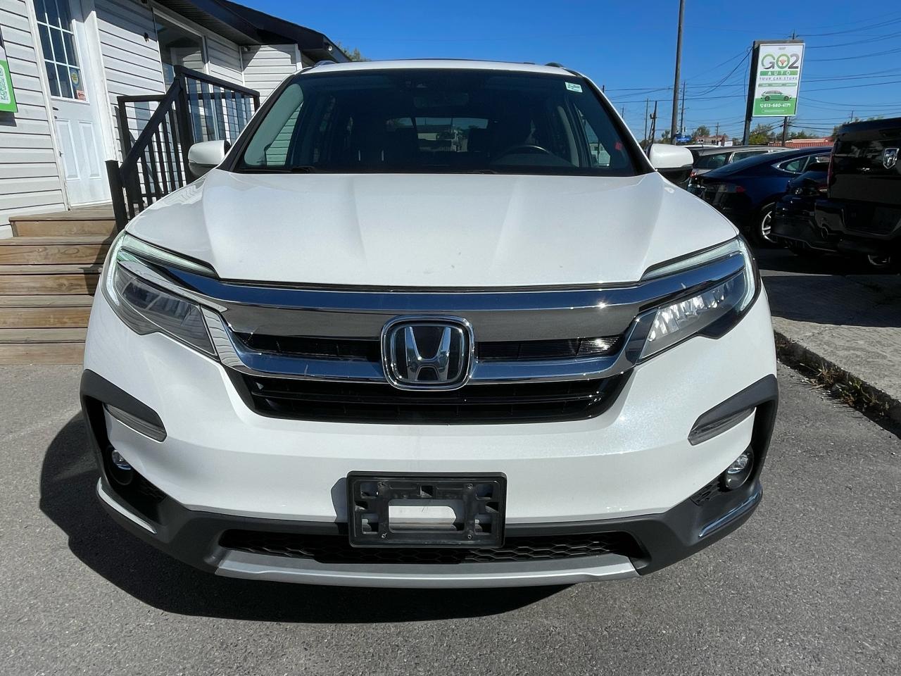 2021 Honda Pilot TOURING 8-PASSENGER - Photo #2