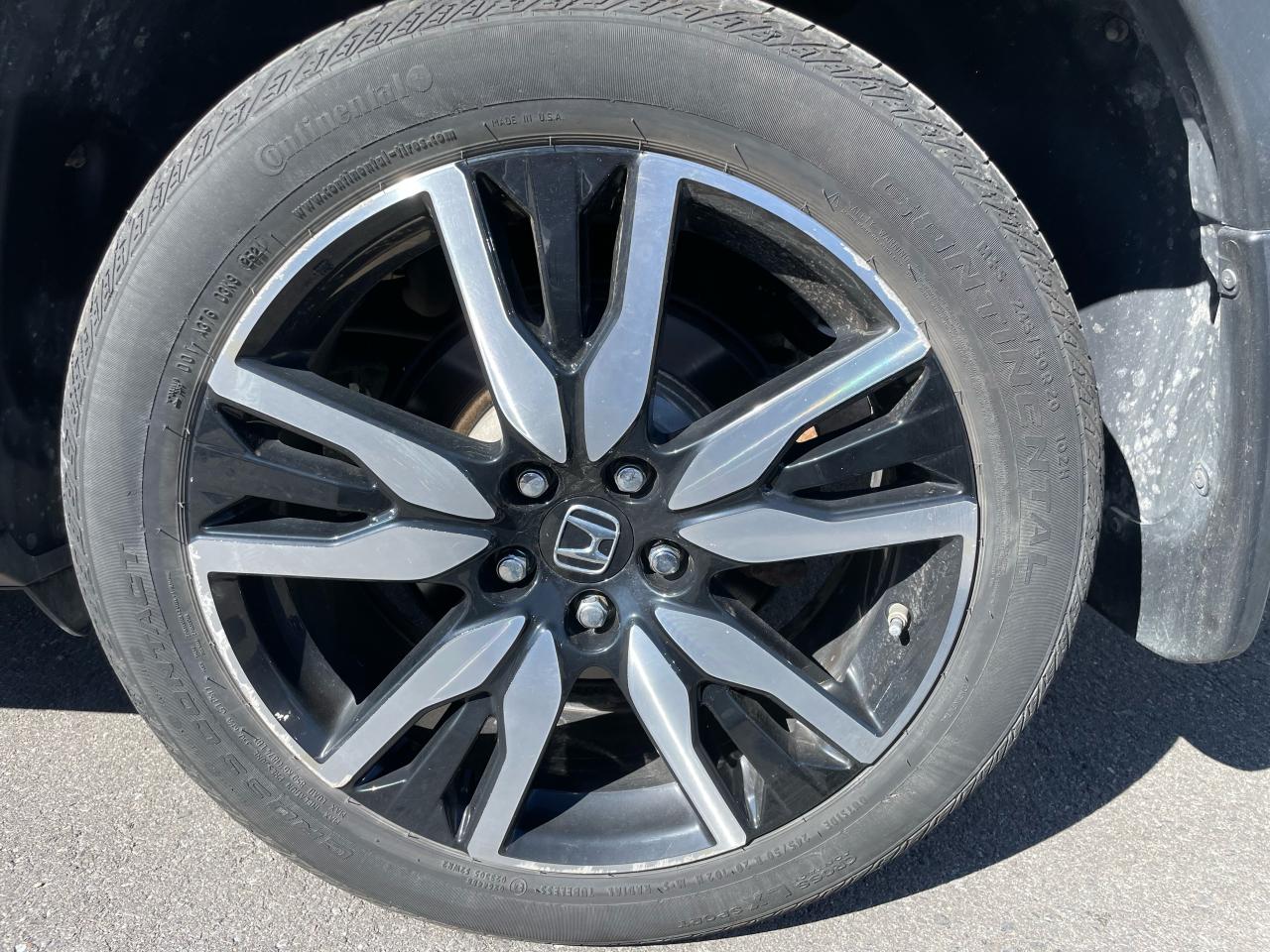 2021 Honda Pilot TOURING 8-PASSENGER - Photo #22