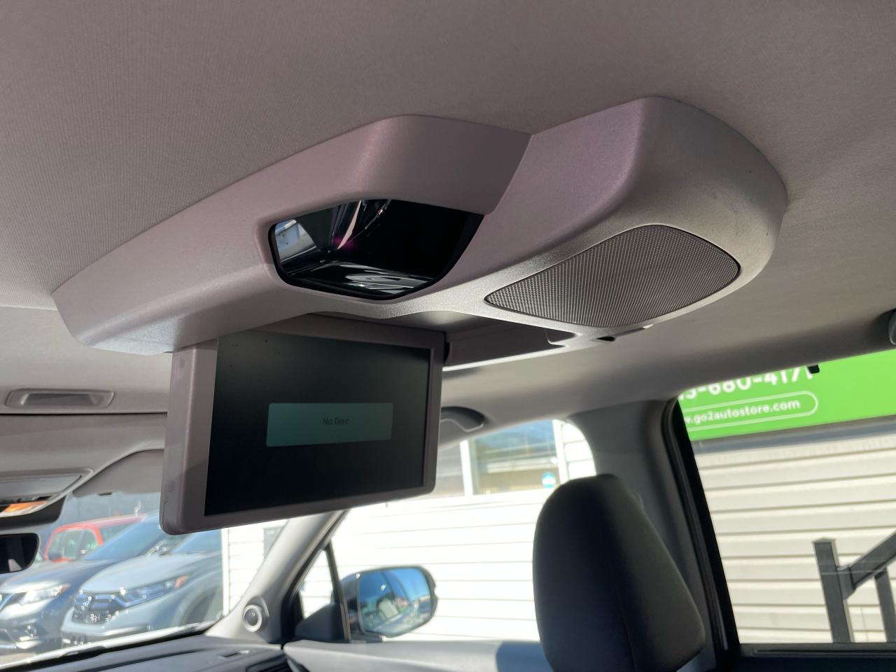 2021 Honda Pilot TOURING 8-PASSENGER - Photo #18