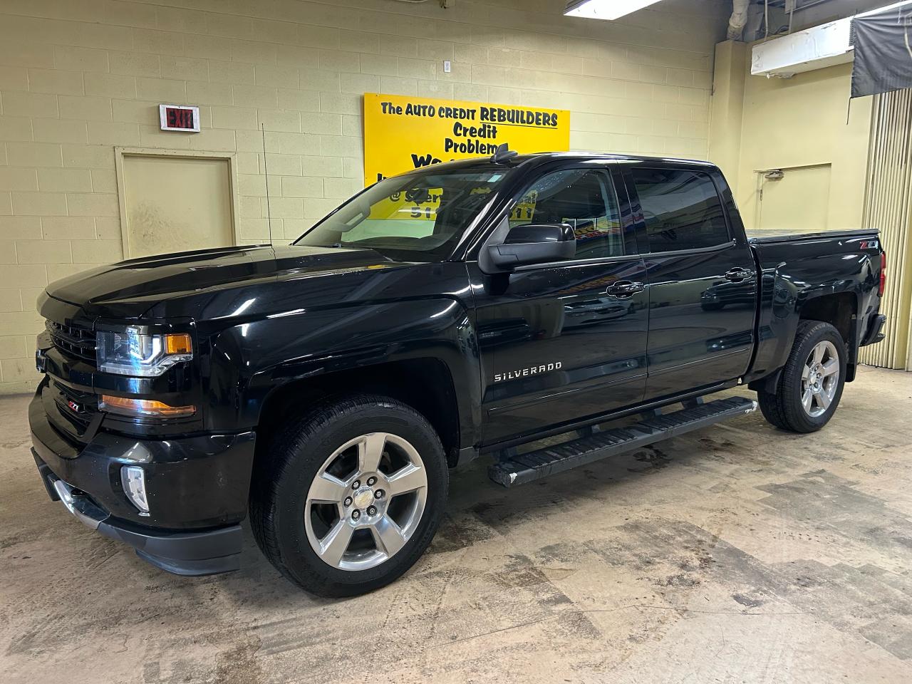 2018 Chevrolet Silverado 1500 LT - Photo #3
