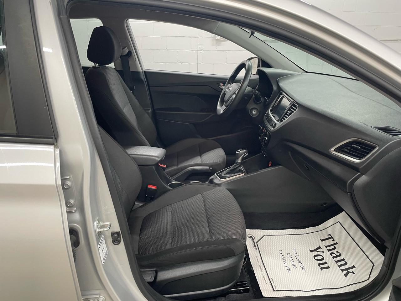 2019 Hyundai Accent Preferred Photo11
