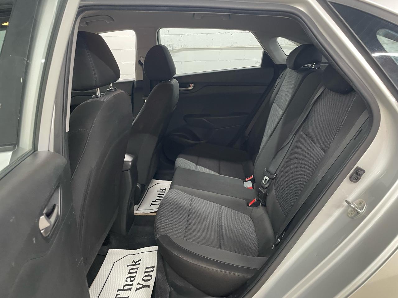 2019 Hyundai Accent Preferred Photo9
