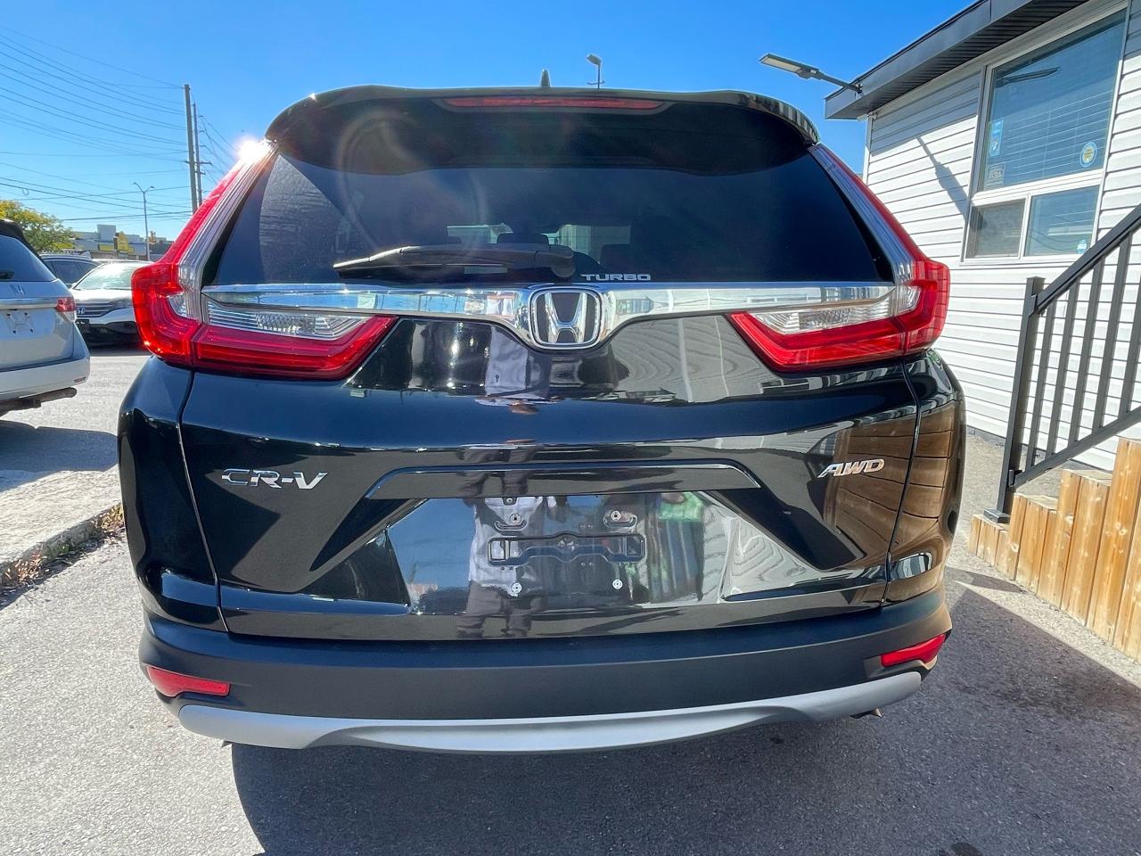 2017 Honda CR-V EX-L Photo4