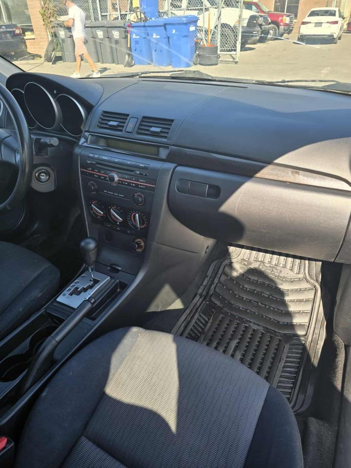 2007 Mazda MAZDA3 GX - Photo #7