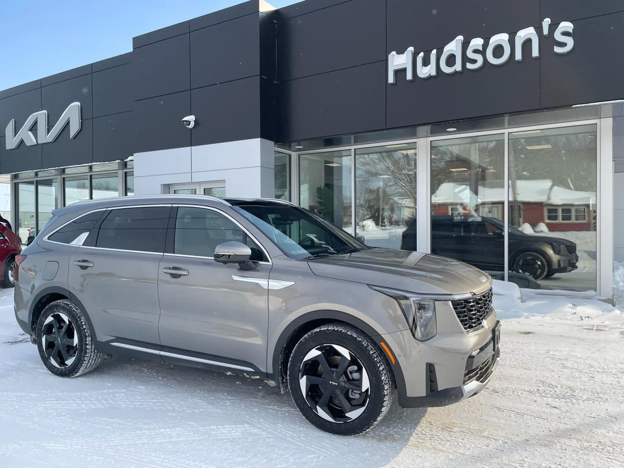 2026 Kia Sorento Plug-In Hybrid SX Photo