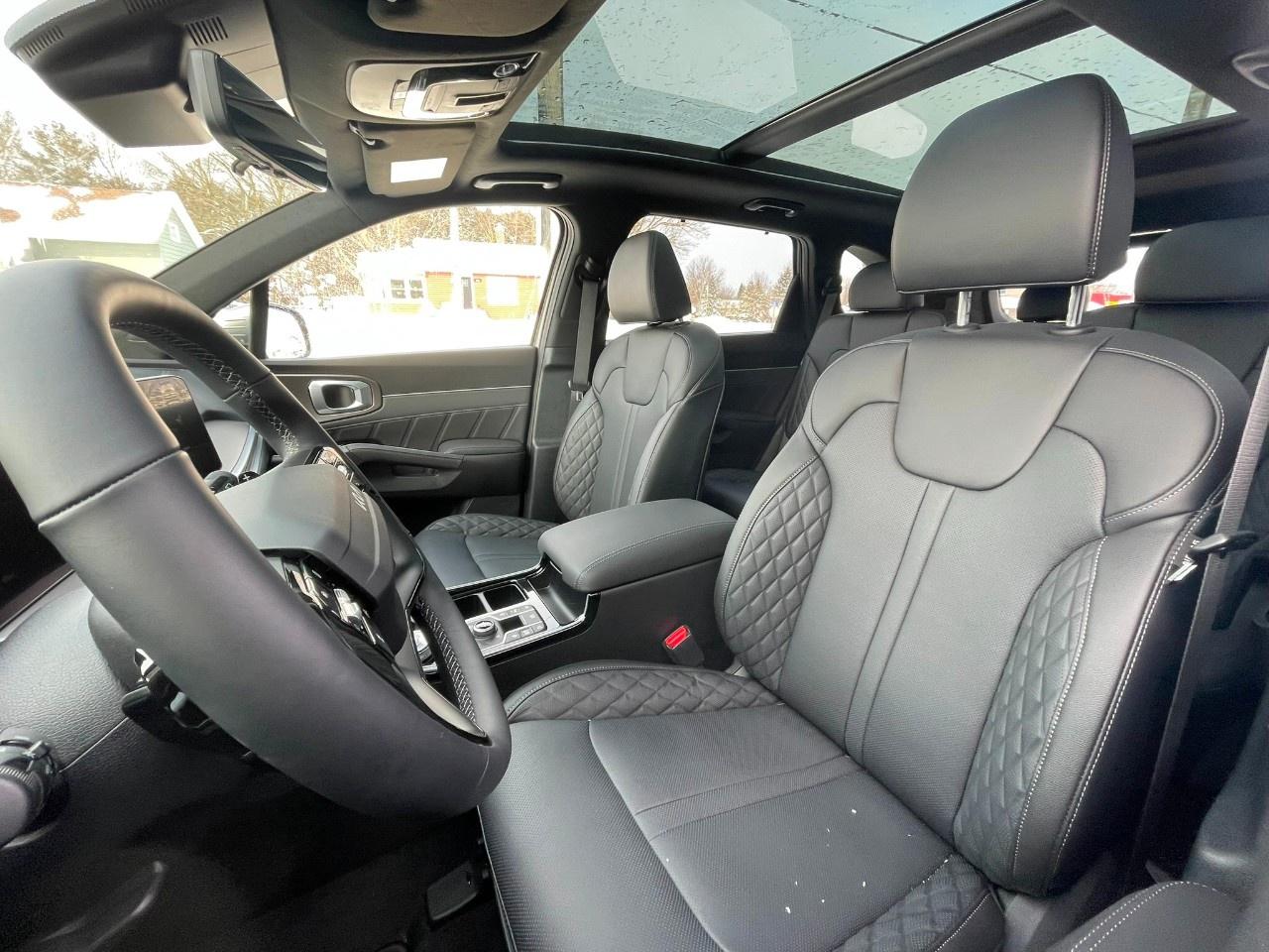 2026 Kia Sorento Plug-In Hybrid SX AWD Photo