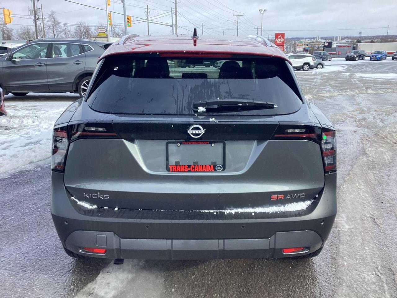 2026 Nissan Kicks SR Photo