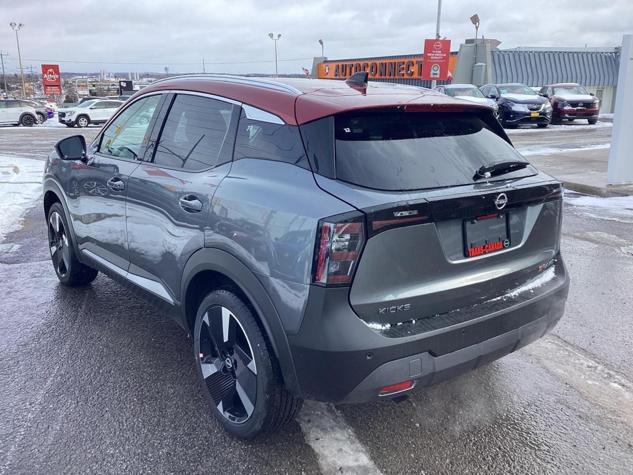 2026 Nissan Kicks SR Photo