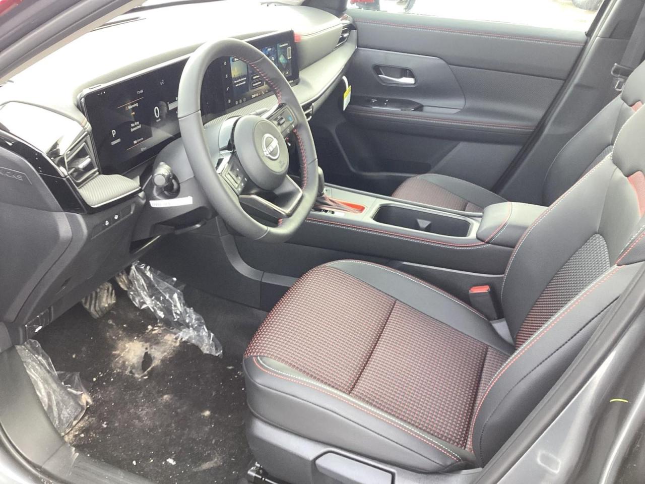 2026 Nissan Kicks SR Photo