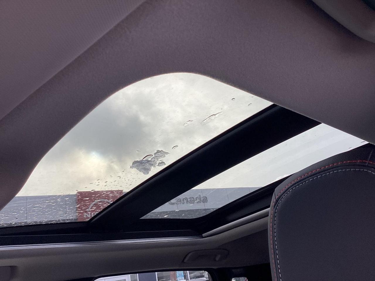 2026 Nissan Kicks SR Photo