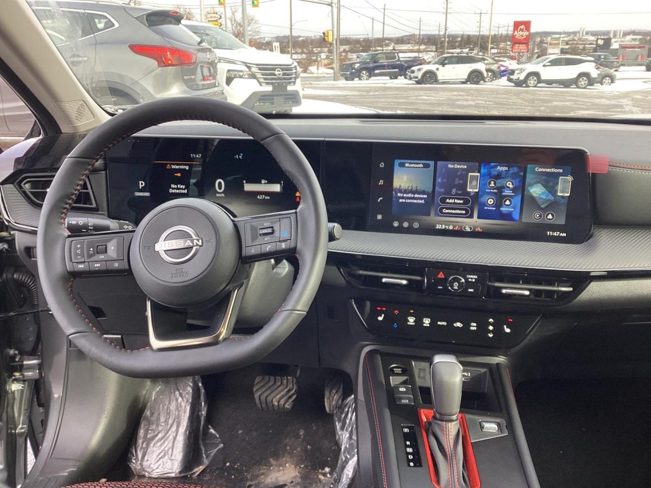 2026 Nissan Kicks SR Photo