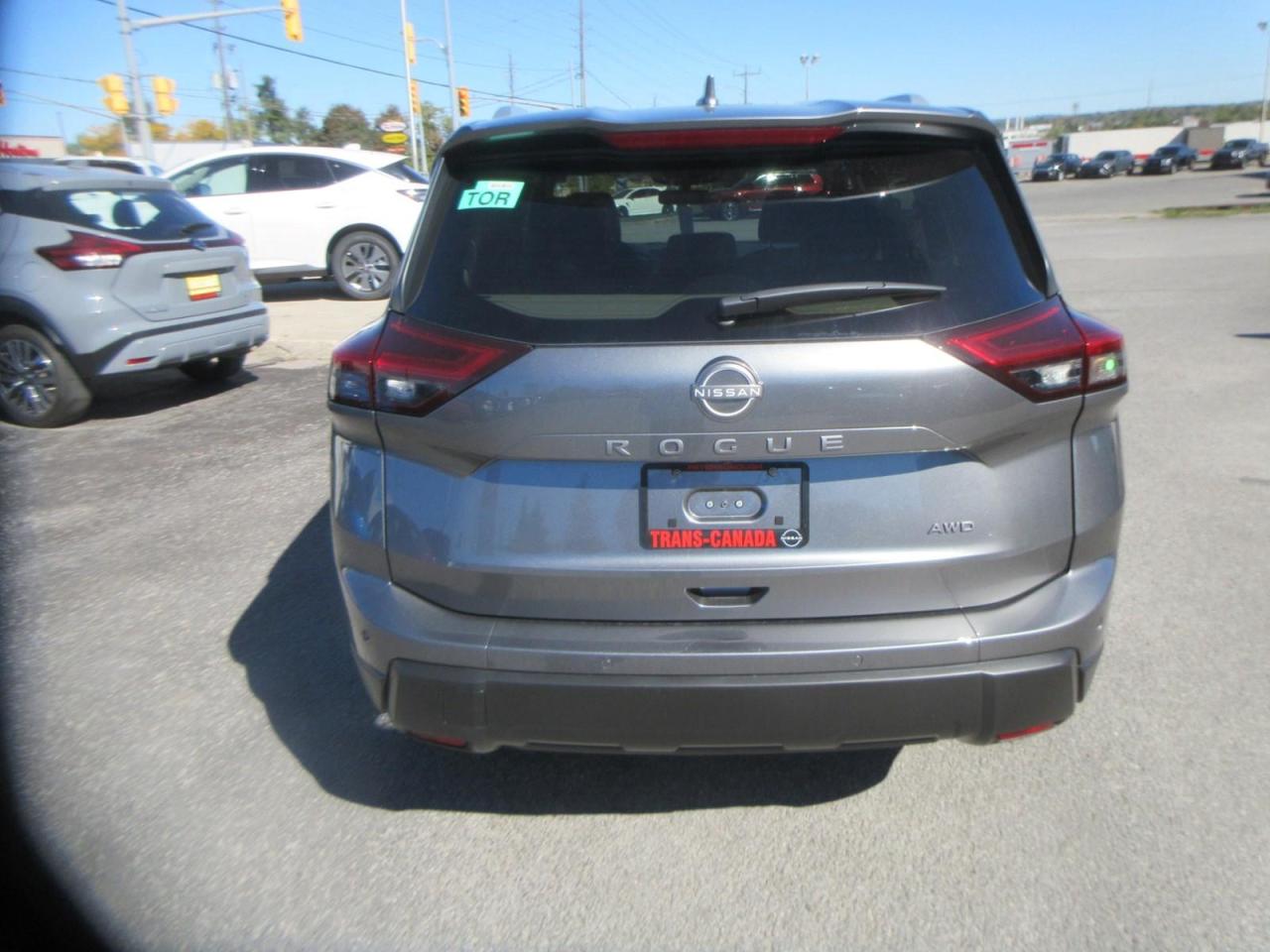 2026 Nissan Rogue  Photo3