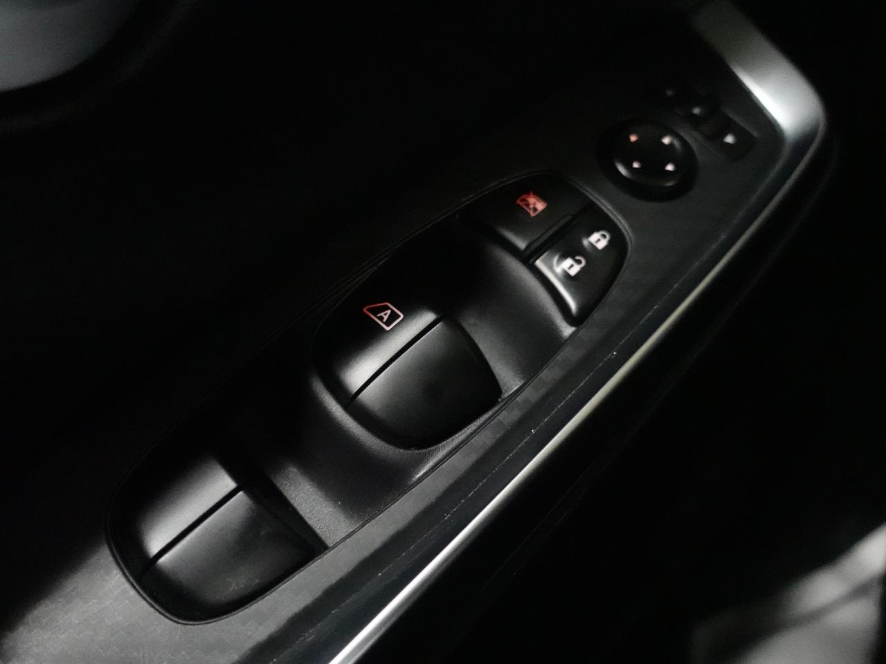 2022 Nissan Sentra SR | Sunroof | ACC | LaneDep | BSM | CarPlay