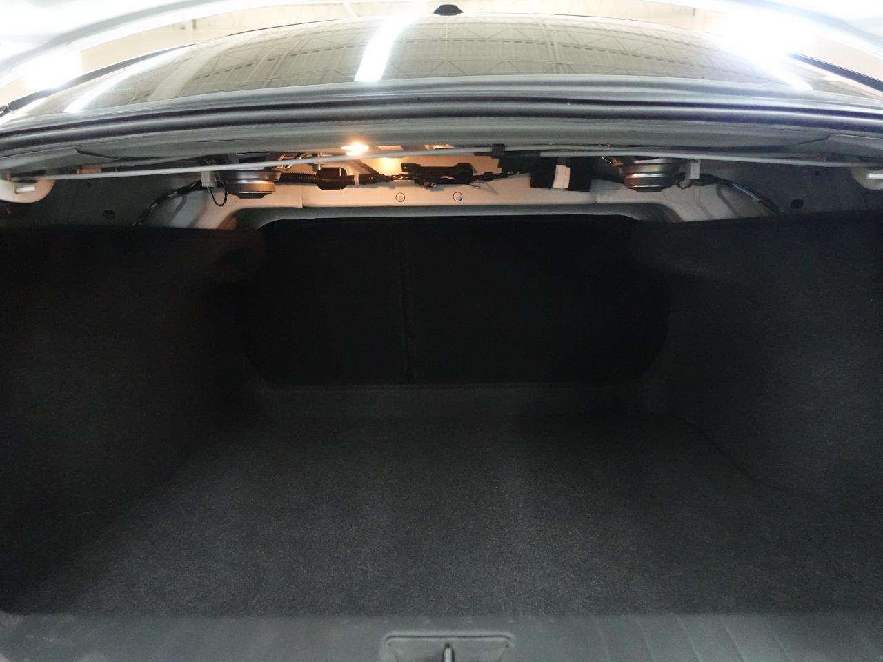 2022 Nissan Sentra SR | Sunroof | ACC | LaneDep | BSM | CarPlay