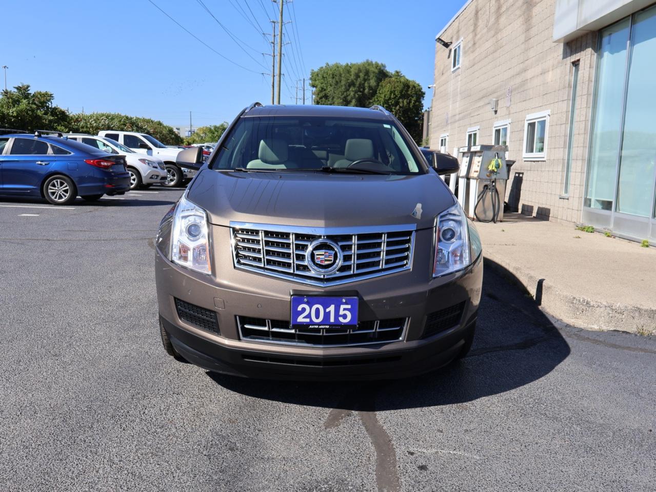 2015 Cadillac SRX V6 LUXURY CERTIFIED CAMERA NAV BLUETOOTH LEATHER HEATED SEATS PANO ROOF CRUISE ALLOYS - Photo #2