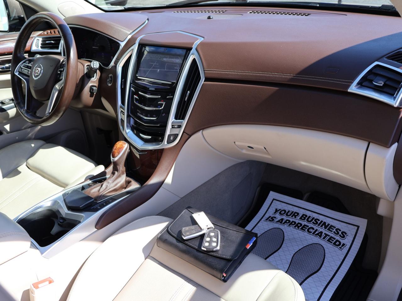 2015 Cadillac SRX V6 LUXURY CERTIFIED CAMERA NAV BLUETOOTH LEATHER HEATED SEATS PANO ROOF CRUISE ALLOYS - Photo #14