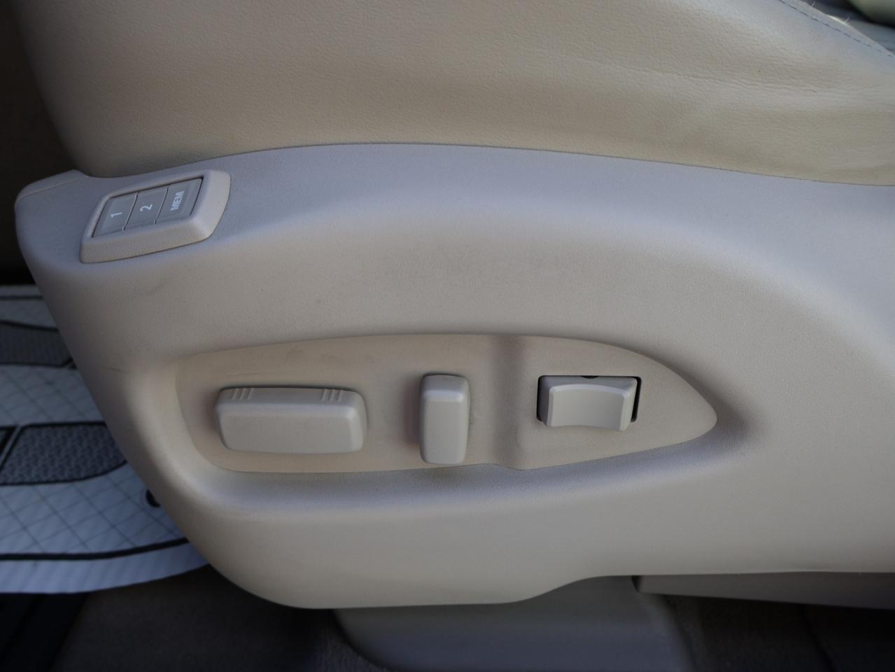 2015 Cadillac SRX V6 LUXURY CERTIFIED CAMERA NAV BLUETOOTH LEATHER HEATED SEATS PANO ROOF CRUISE ALLOYS - Photo #27