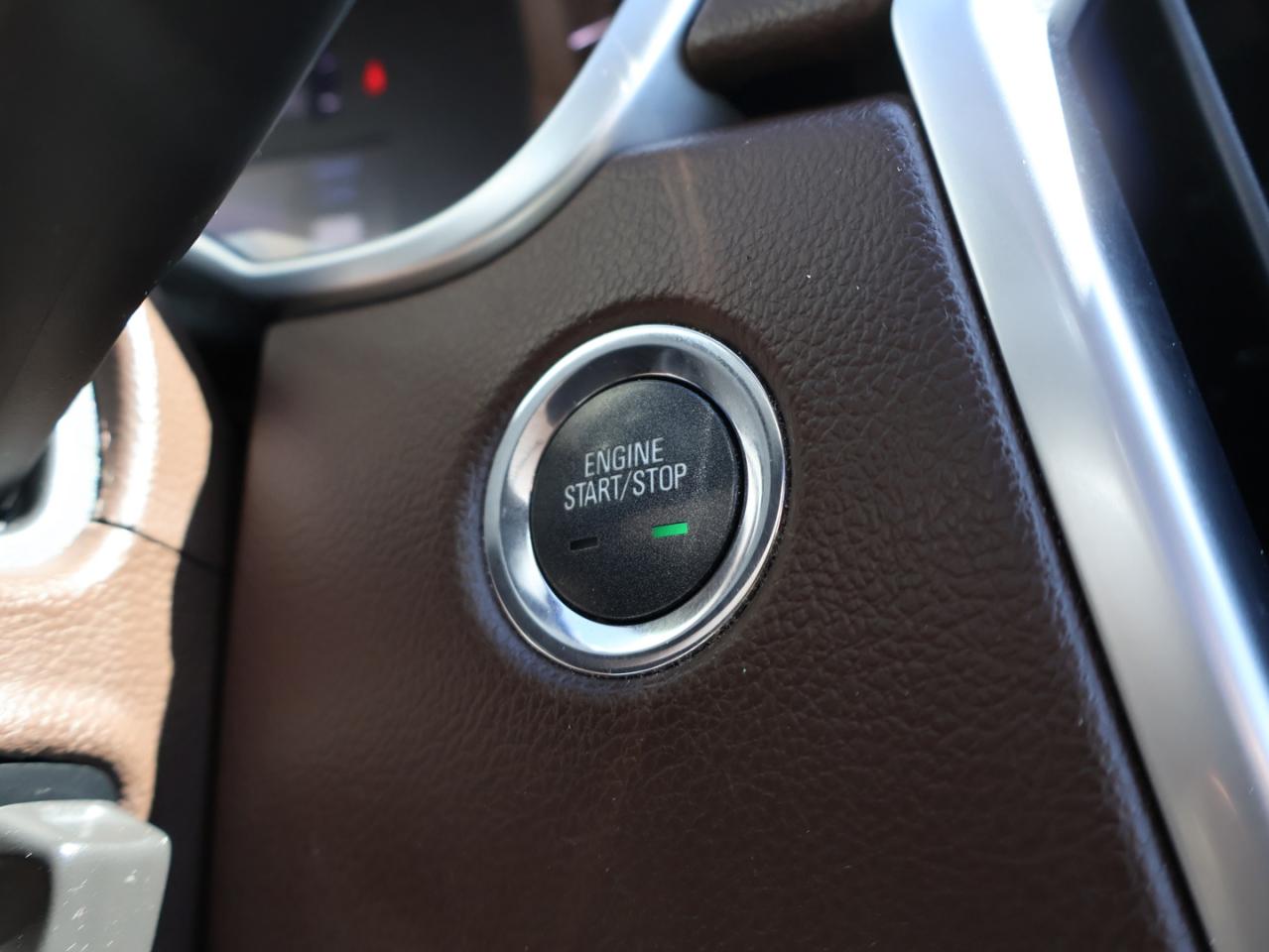 2015 Cadillac SRX V6 LUXURY CERTIFIED CAMERA NAV BLUETOOTH LEATHER HEATED SEATS PANO ROOF CRUISE ALLOYS - Photo #29