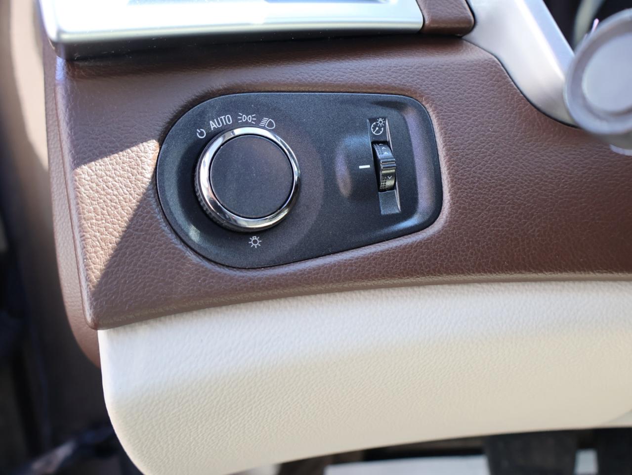 2015 Cadillac SRX V6 LUXURY CERTIFIED CAMERA NAV BLUETOOTH LEATHER HEATED SEATS PANO ROOF CRUISE ALLOYS - Photo #28