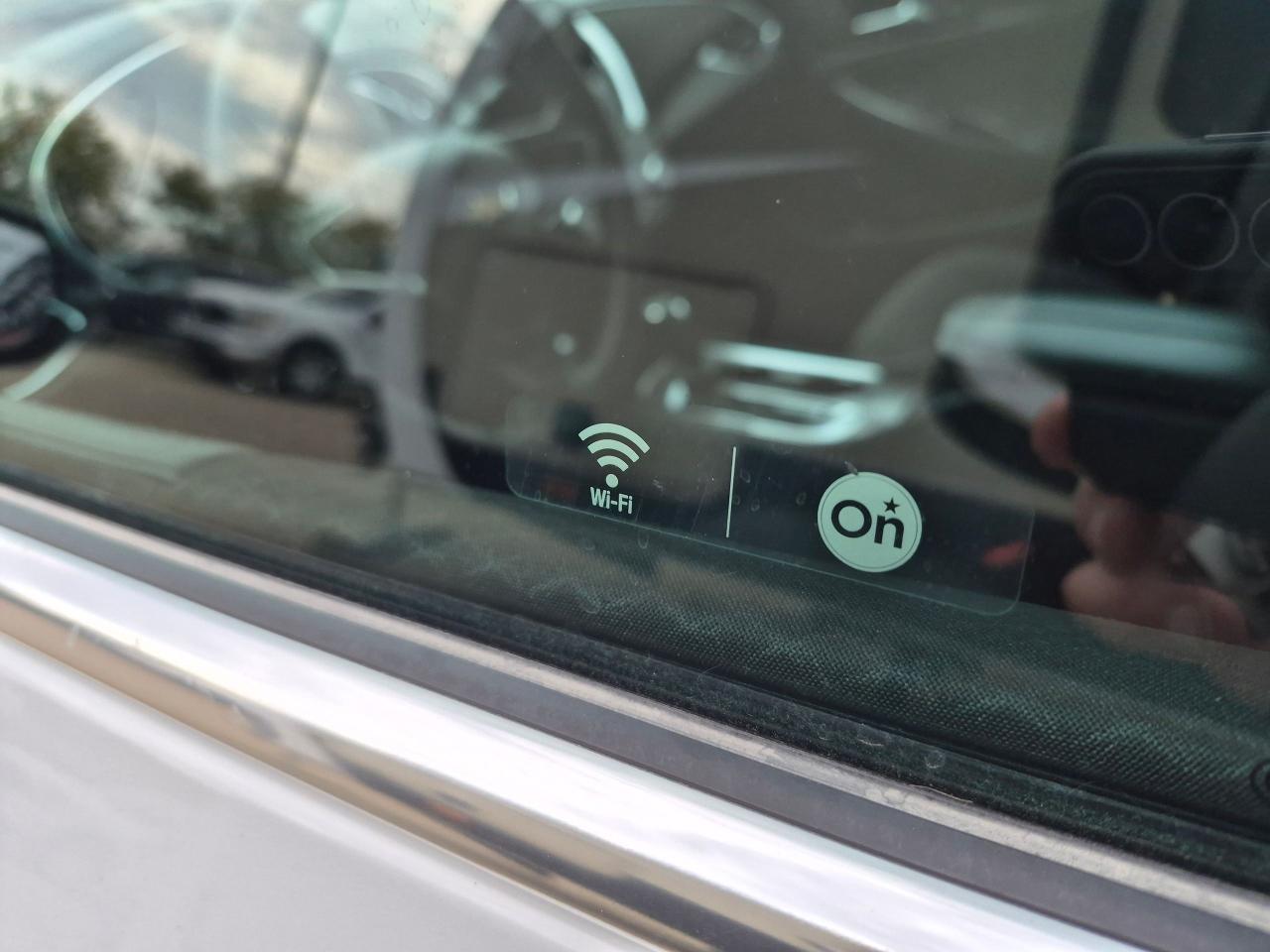 2020 Chevrolet Malibu LT, Remote, Wifi, BUCam, Htd Seats, Blindspot, etc - Photo #13