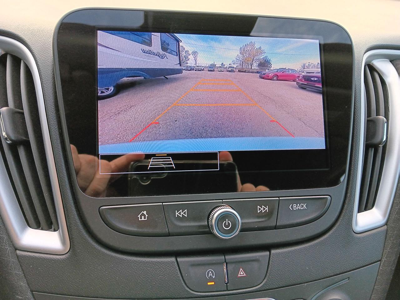 2020 Chevrolet Malibu LT, Remote, Wifi, BUCam, Htd Seats, Blindspot, etc - Photo #24