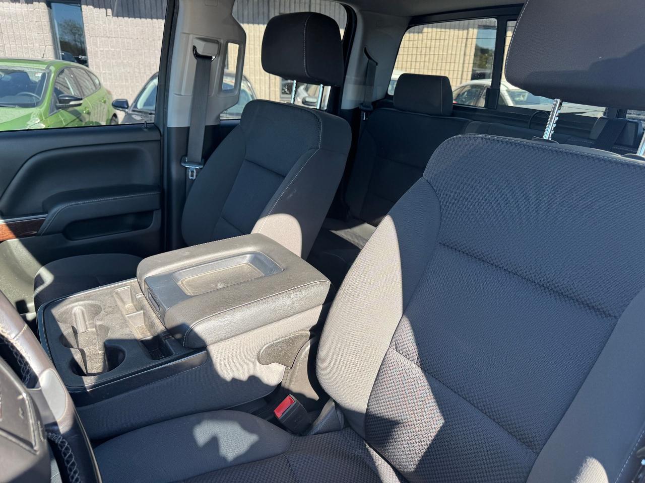 2018 GMC Sierra 1500 4WD DOUBLE CAB 143.5" SLE - Photo #10